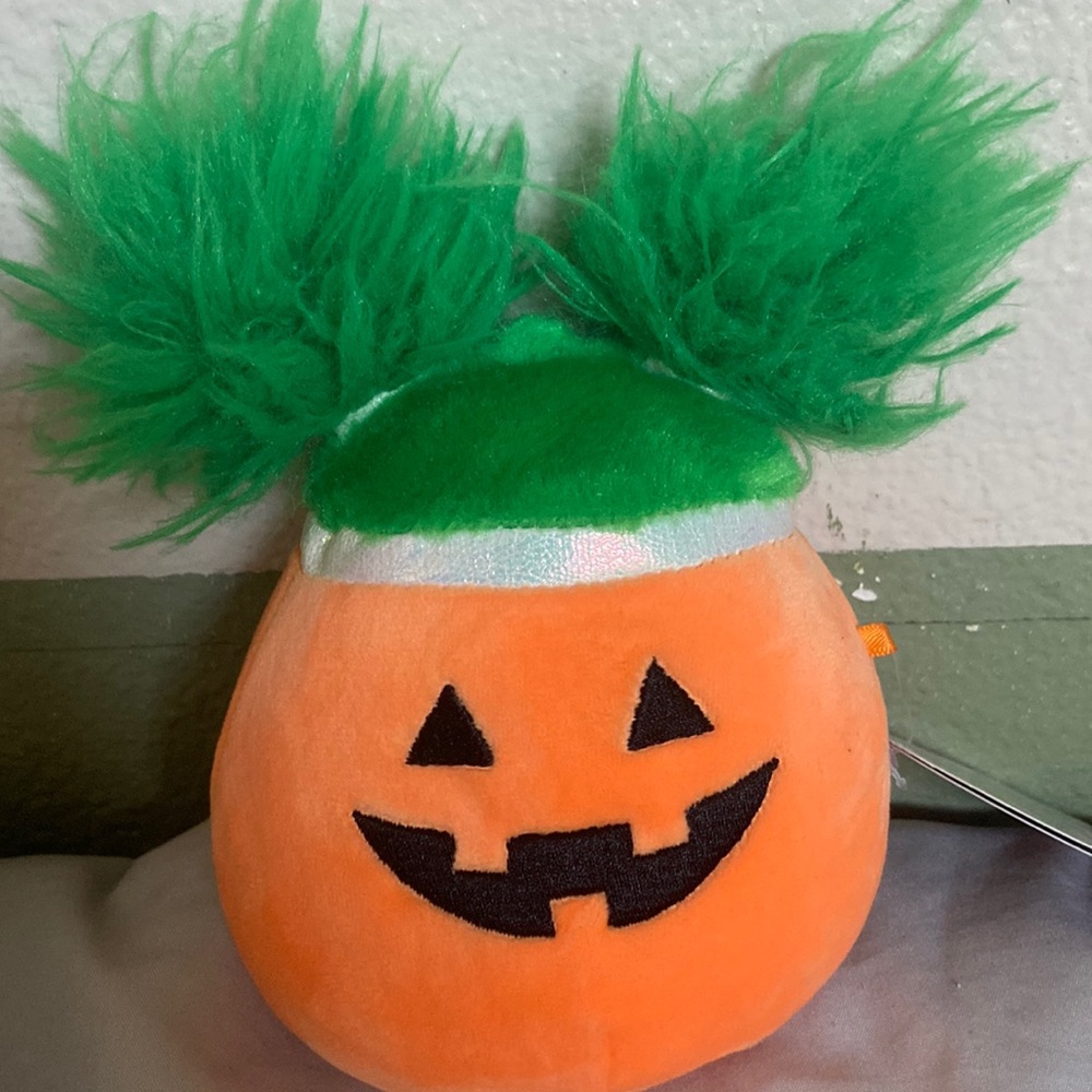 Pumpkin squishmallow